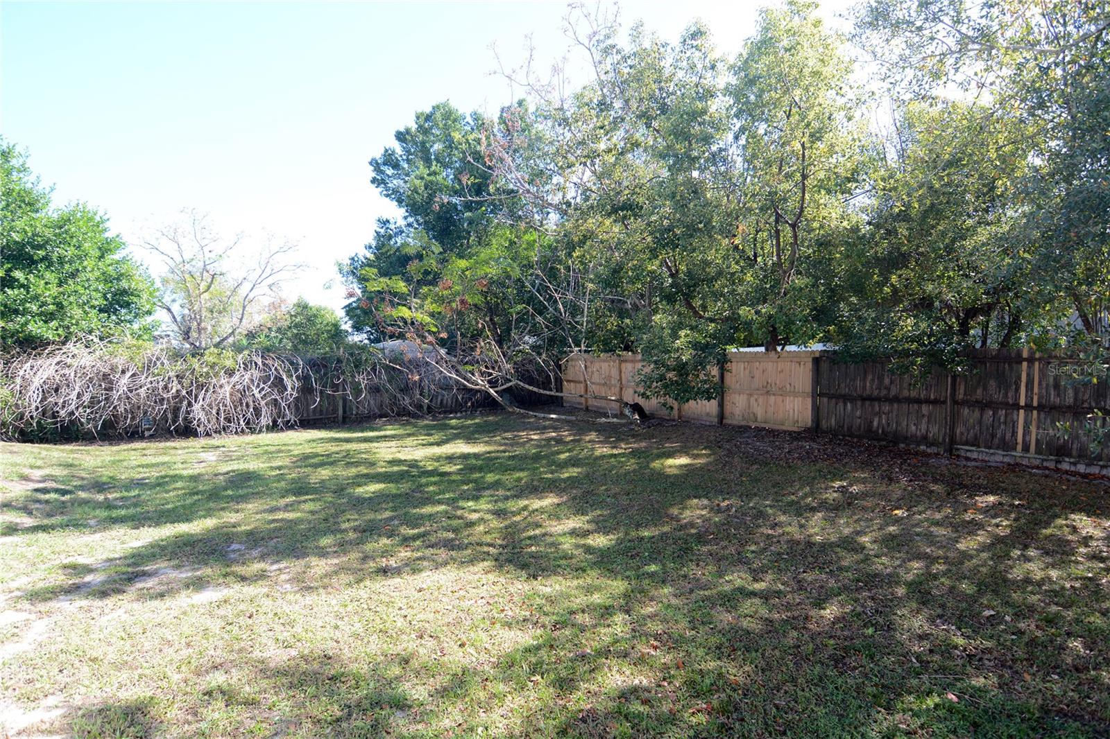 DELTONA LAKES UNIT 08 - Residential