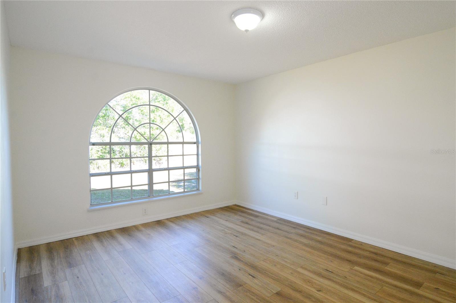 DELTONA LAKES UNIT 08 - Residential