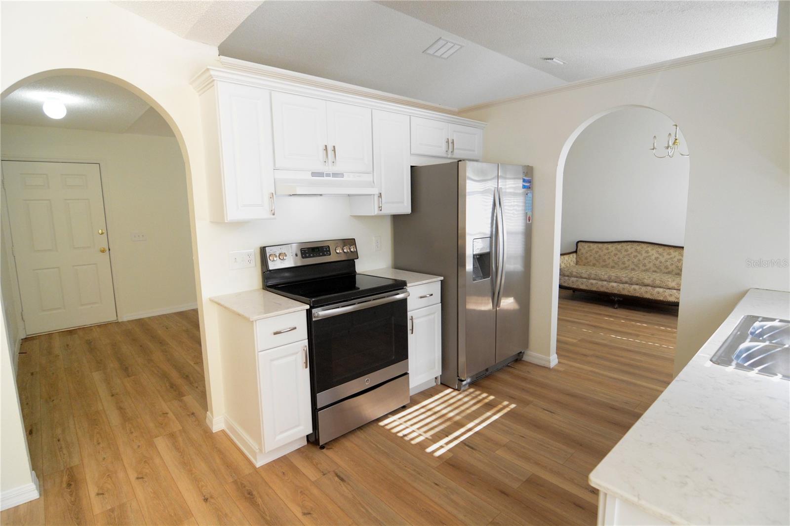 DELTONA LAKES UNIT 08 - Residential