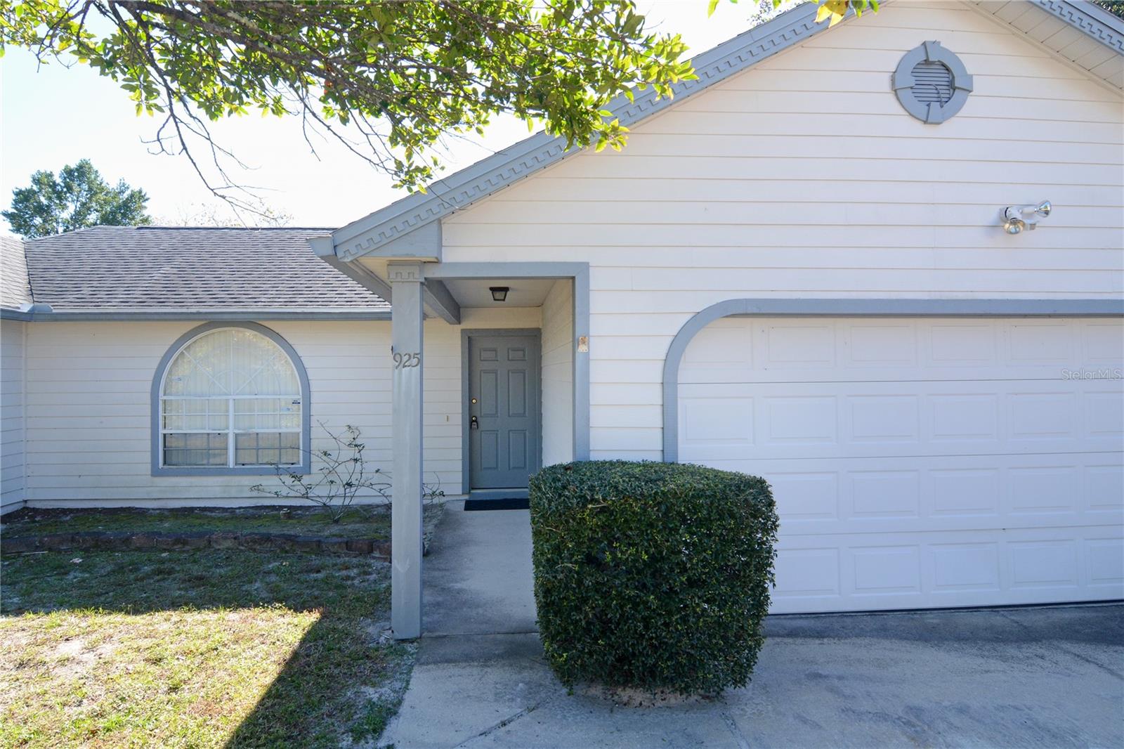 DELTONA LAKES UNIT 08 - Residential