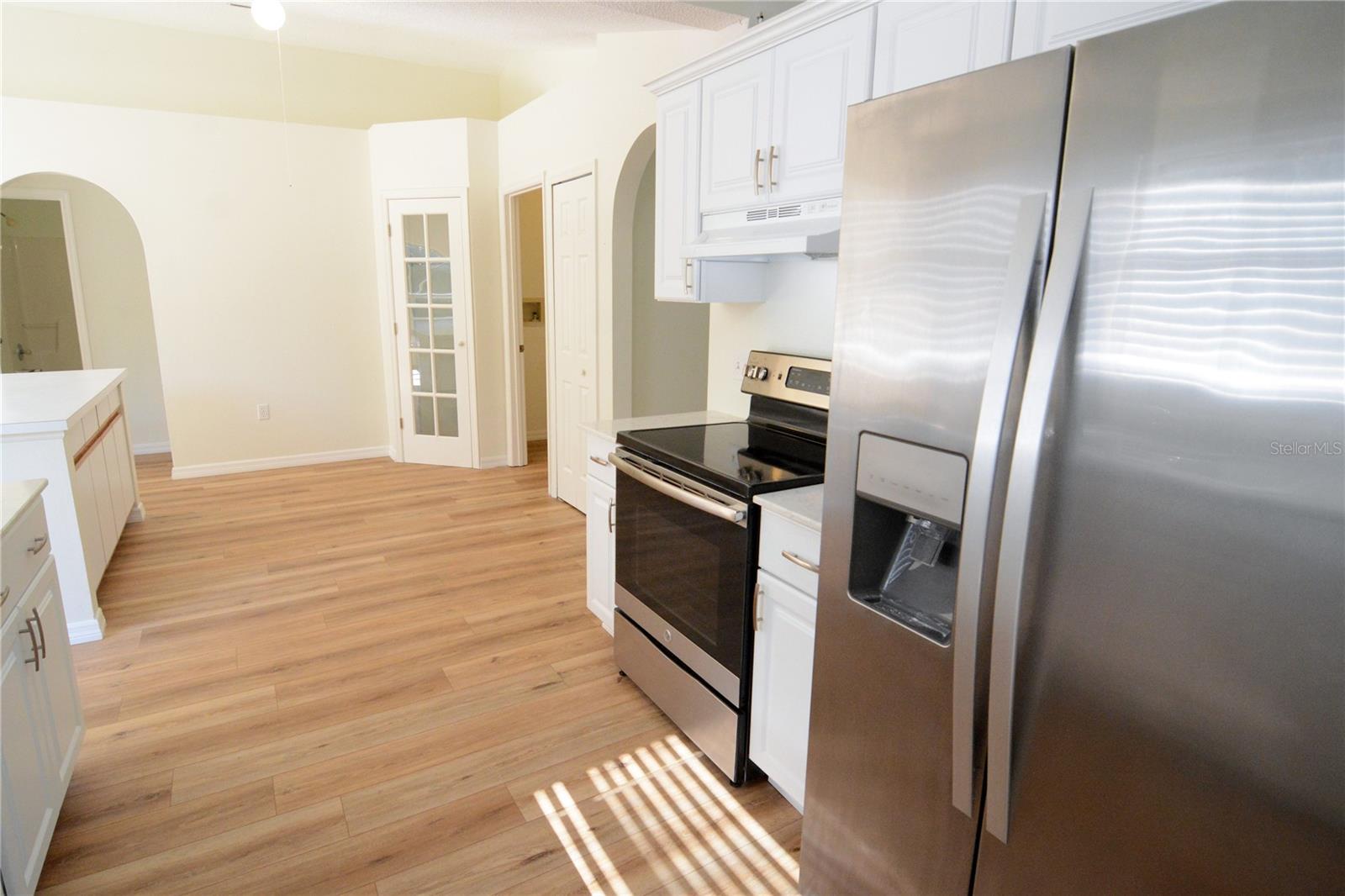 DELTONA LAKES UNIT 08 - Residential