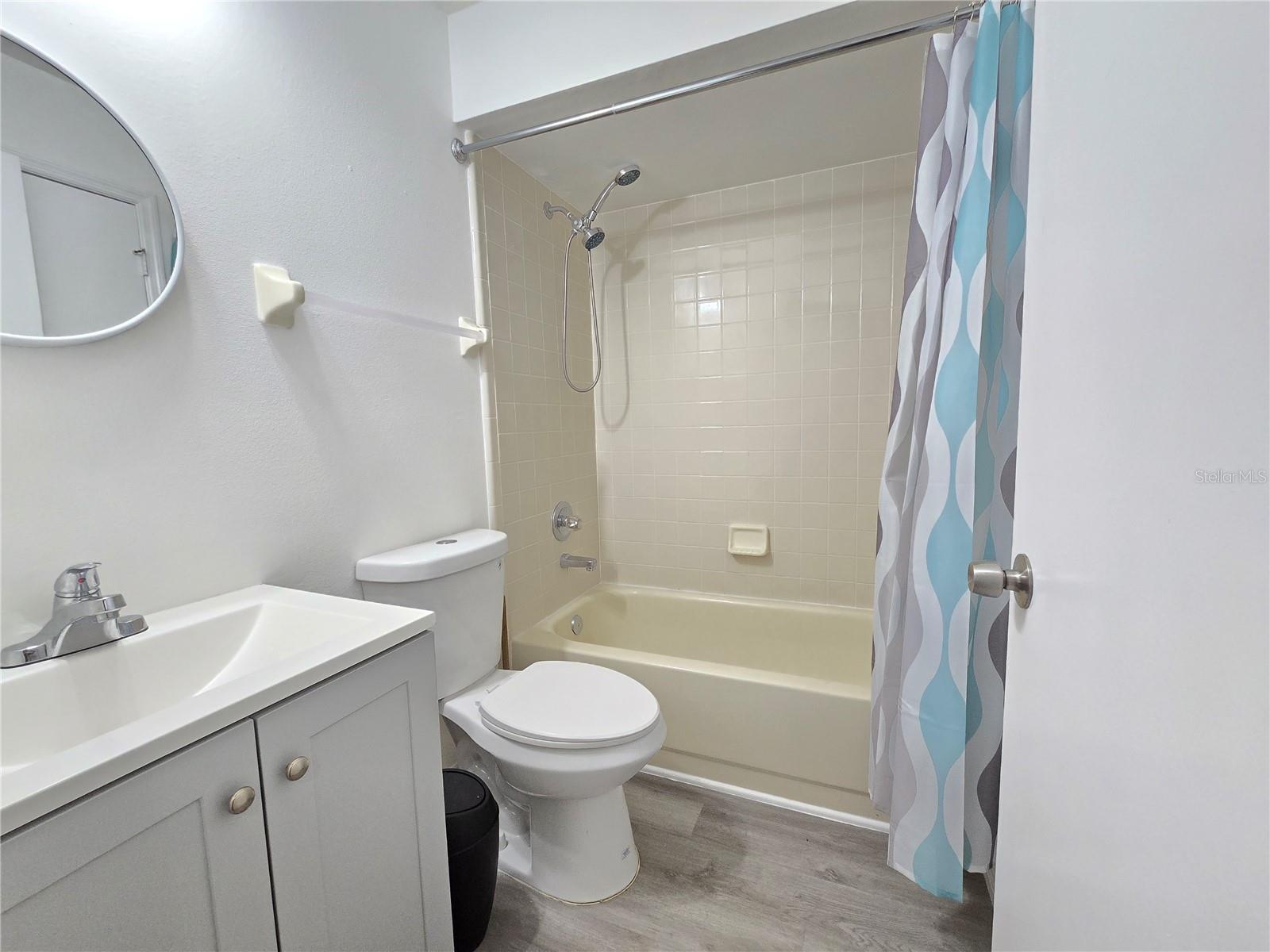 ISLAND COVE VILLAS PH 01 - Residential Lease
