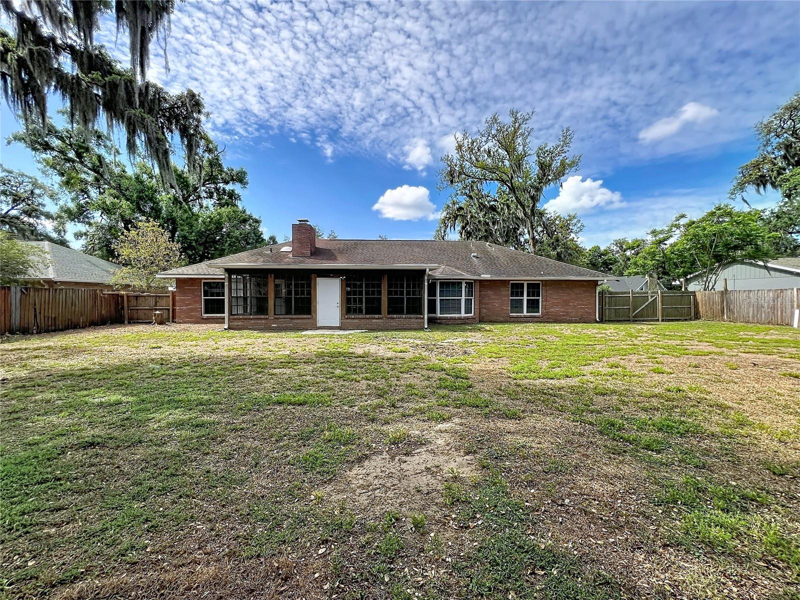 WELLINGTON - Residential