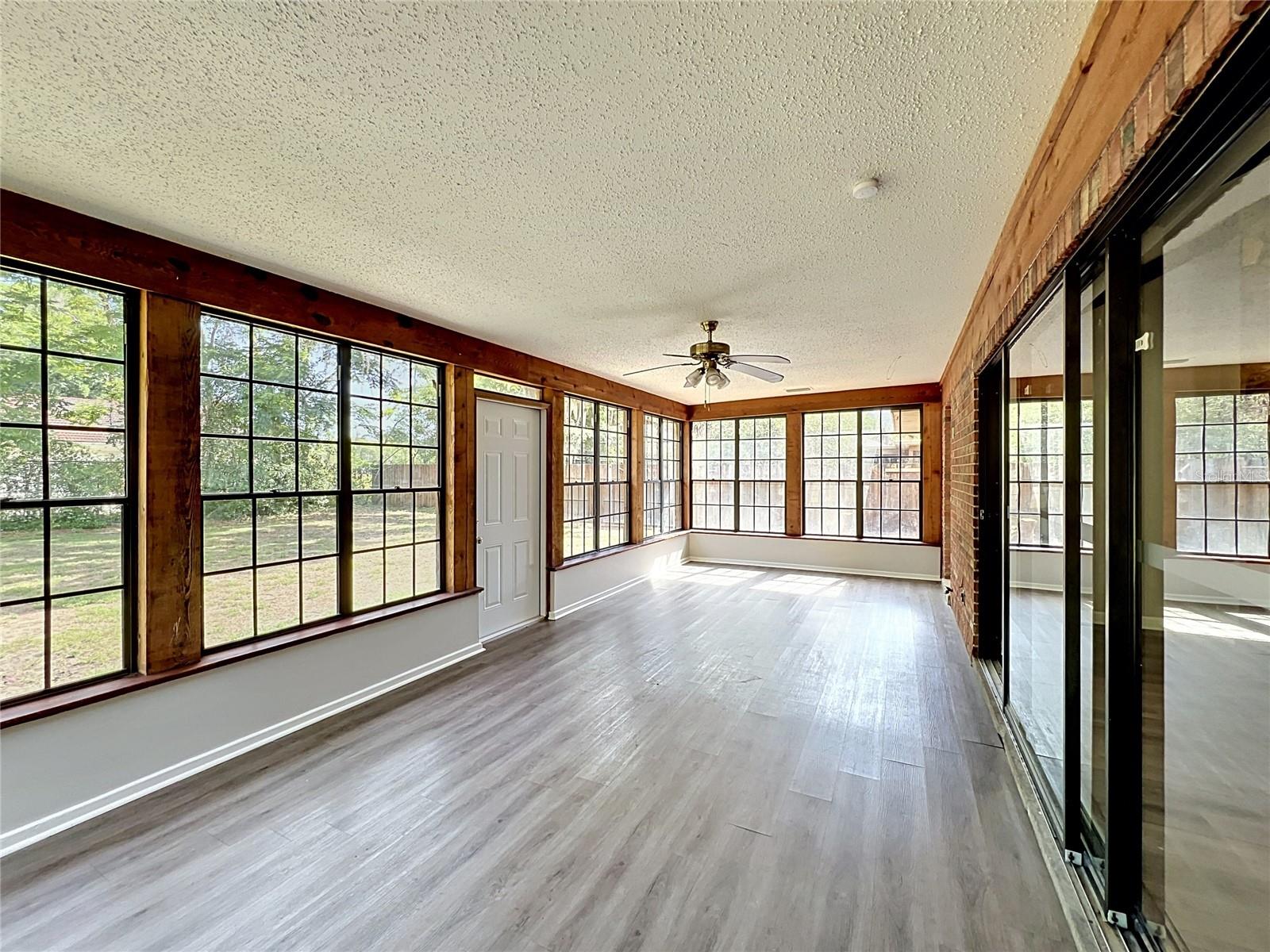 WELLINGTON - Residential