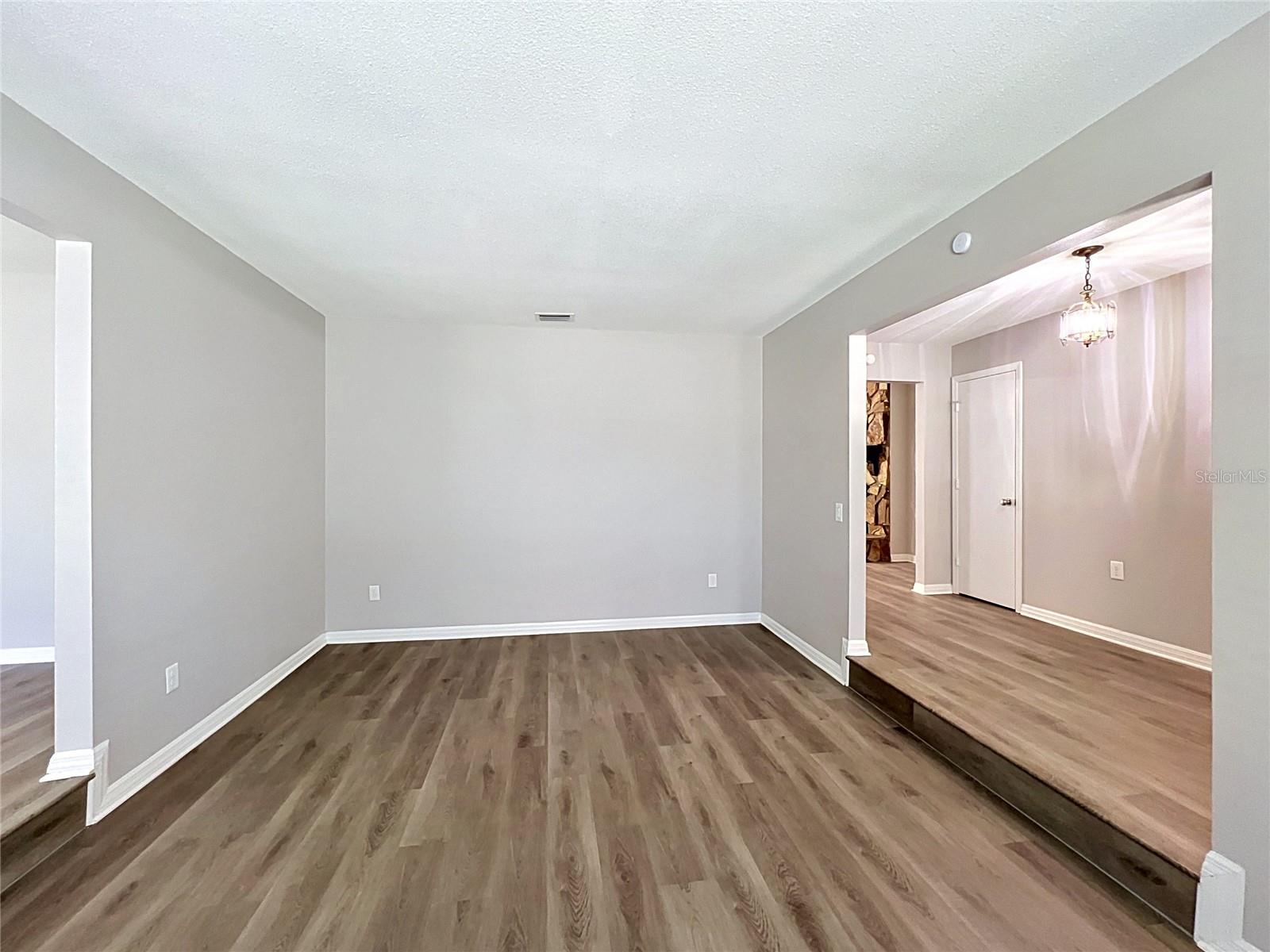 WELLINGTON - Residential