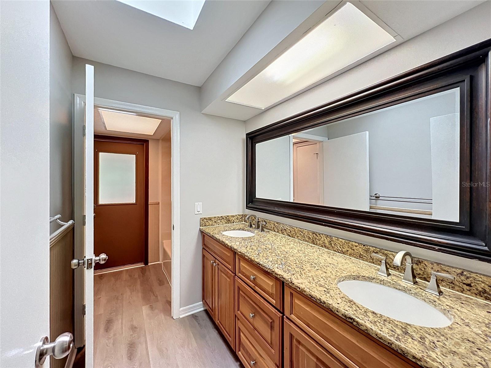 WELLINGTON - Residential