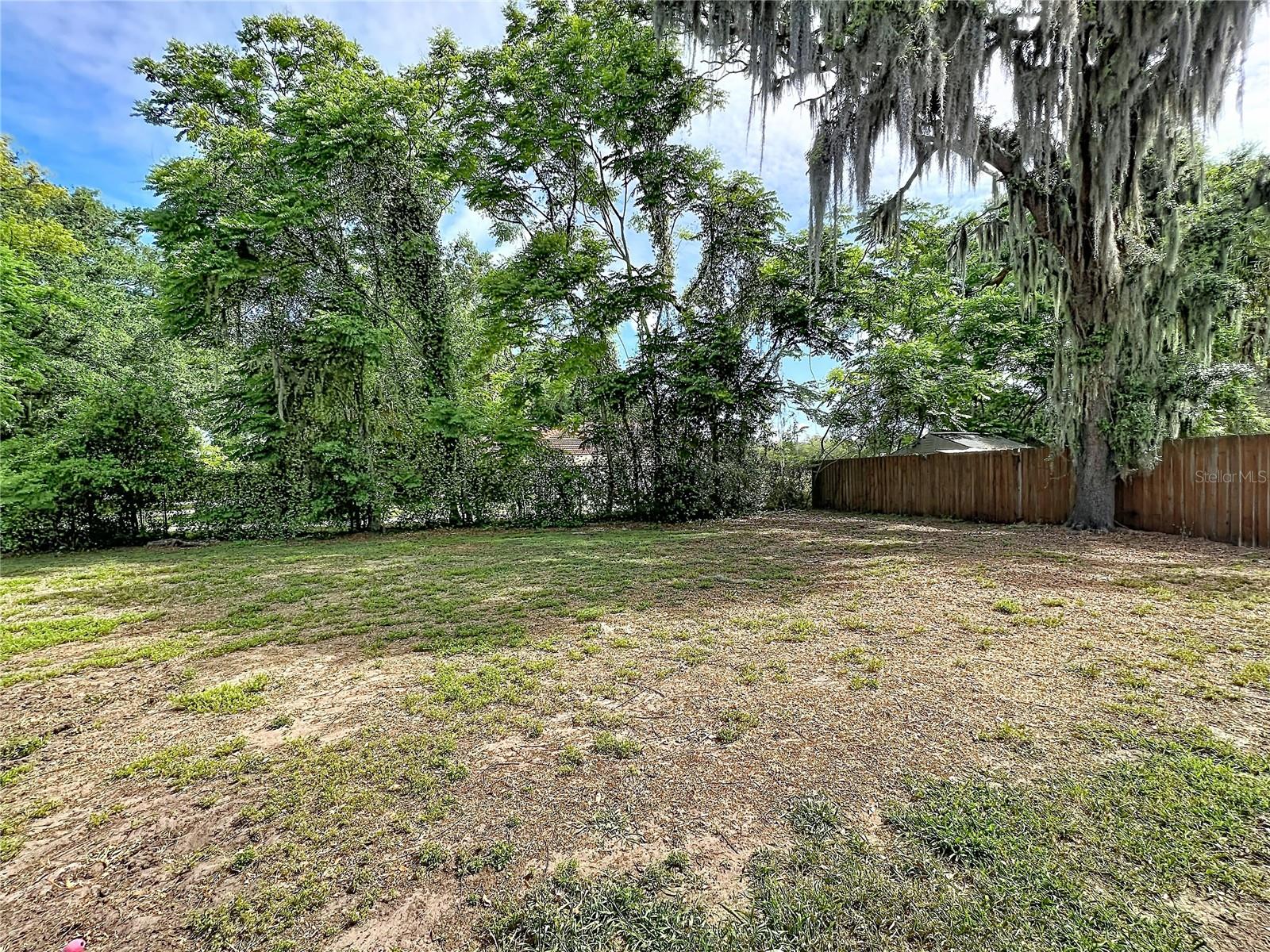 WELLINGTON - Residential