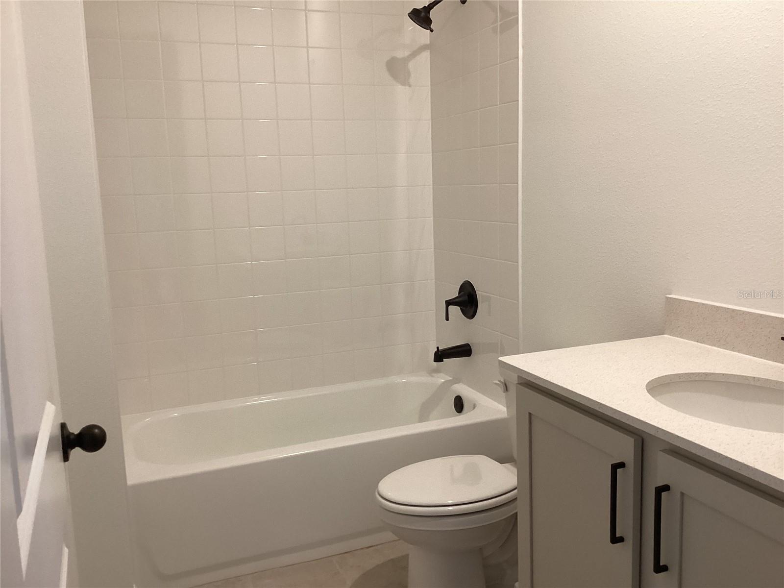 ELLINGTON PLACE - Residential