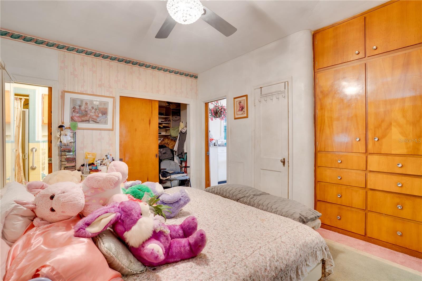 RIDGEWOOD PARK - Residential