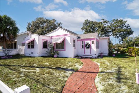 Photo of 2310 N Blvd, Tampa, FL 33602 (MLS # TB8448087)