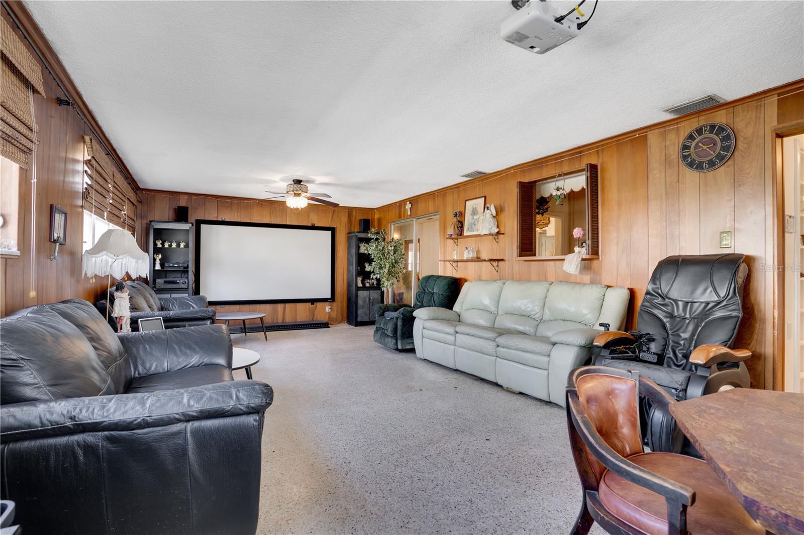 RIDGEWOOD PARK - Residential