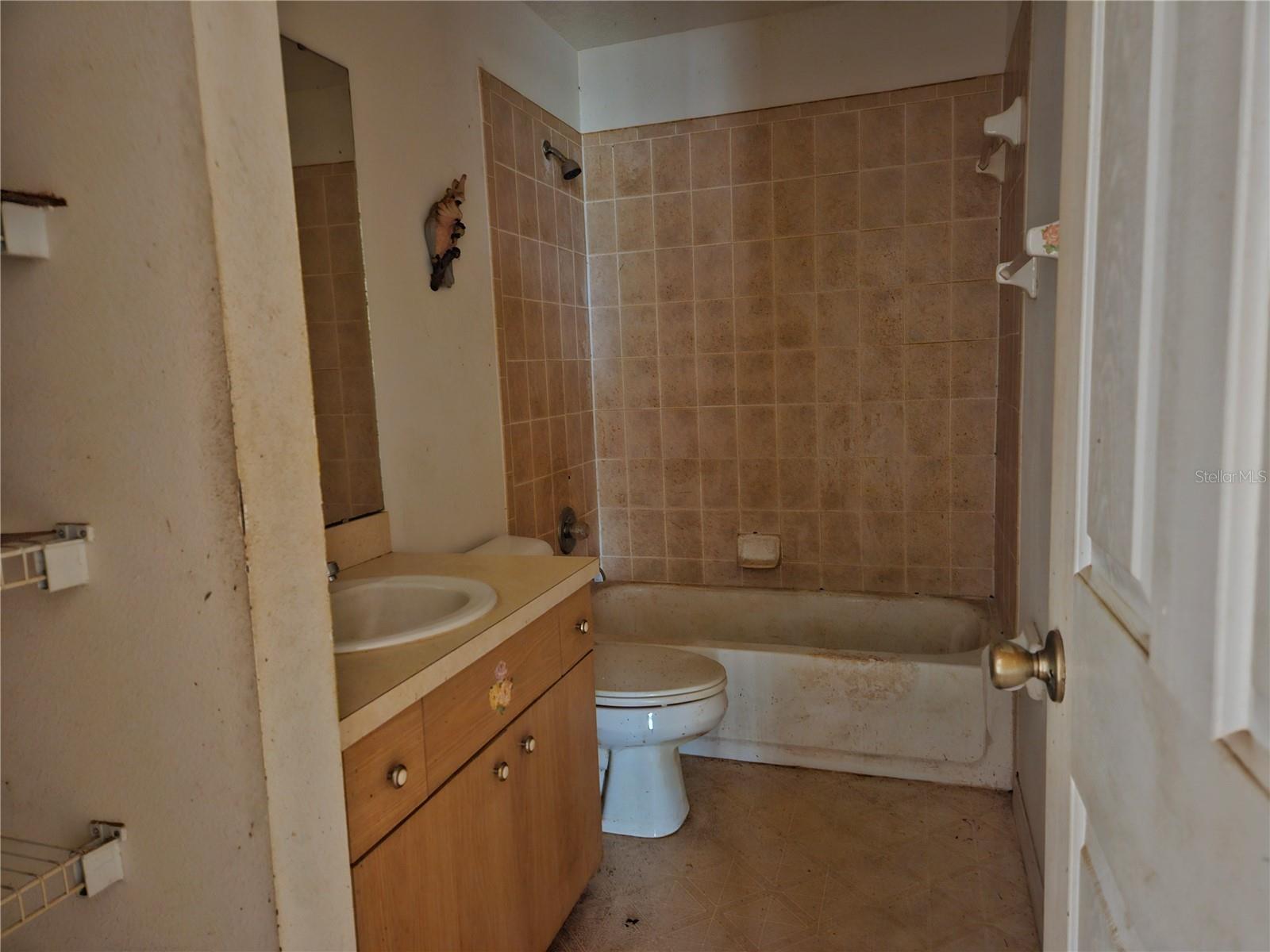 WOODS & LAKES - Residential