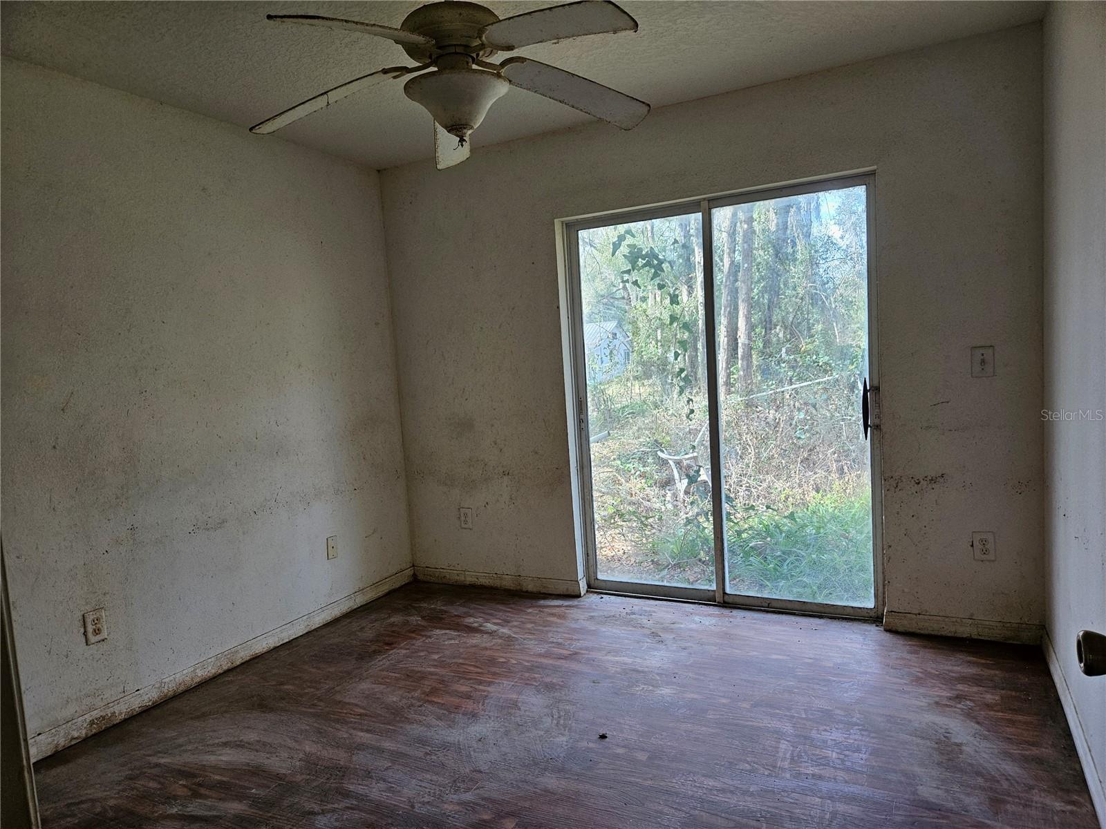 WOODS & LAKES - Residential