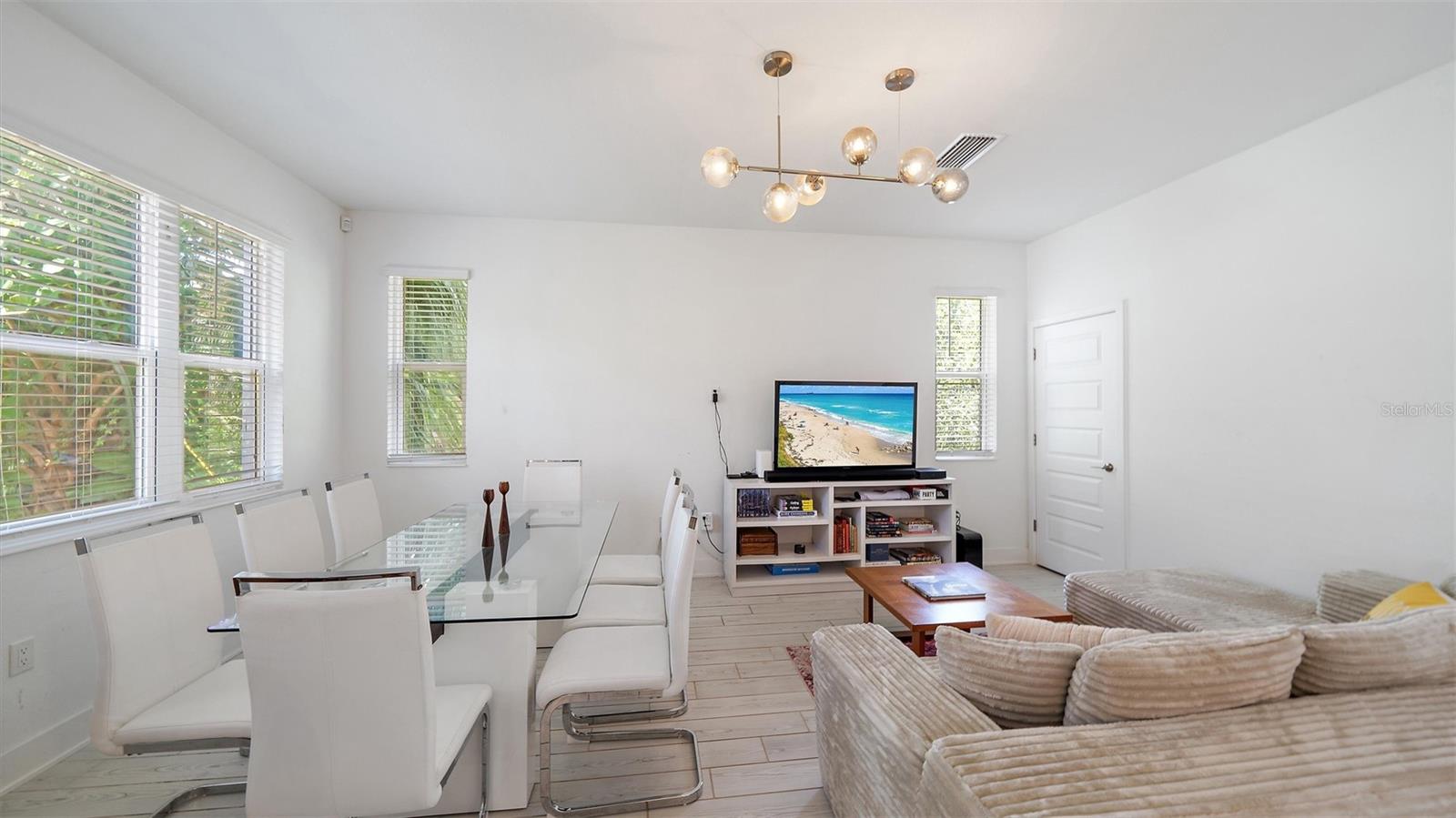 RUSTIC LODGE 3 - Residential