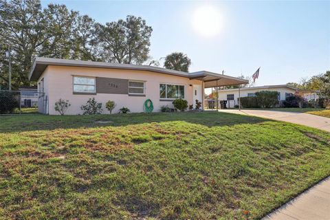 A home in APOPKA