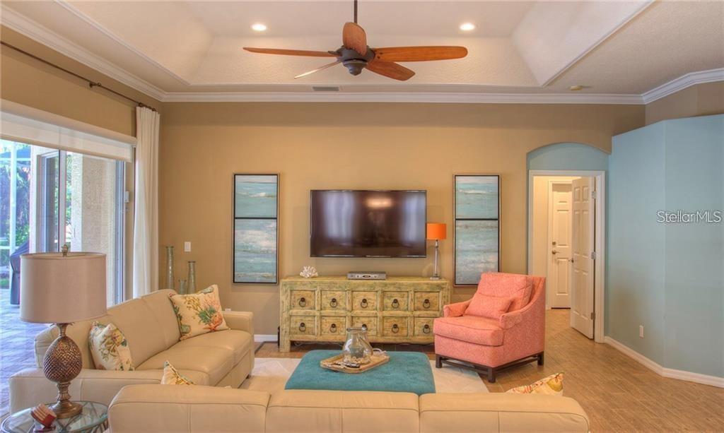 HAMPTONS - Residential Lease