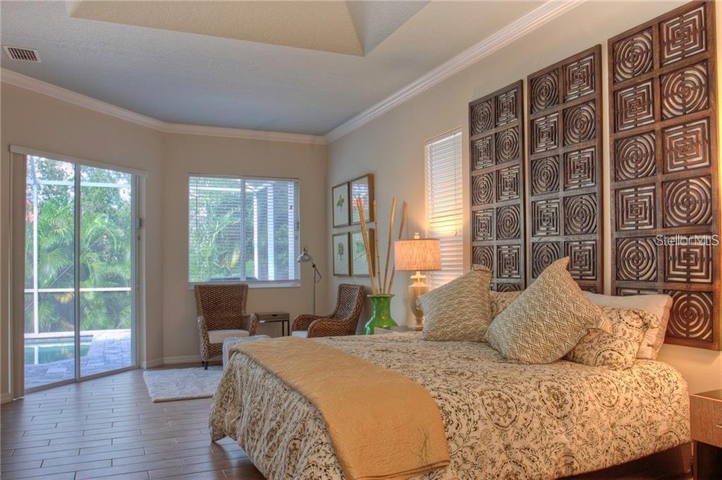 HAMPTONS - Residential Lease