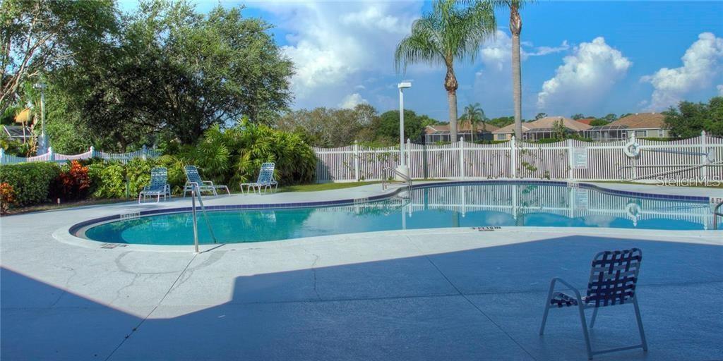 HAMPTONS - Residential Lease