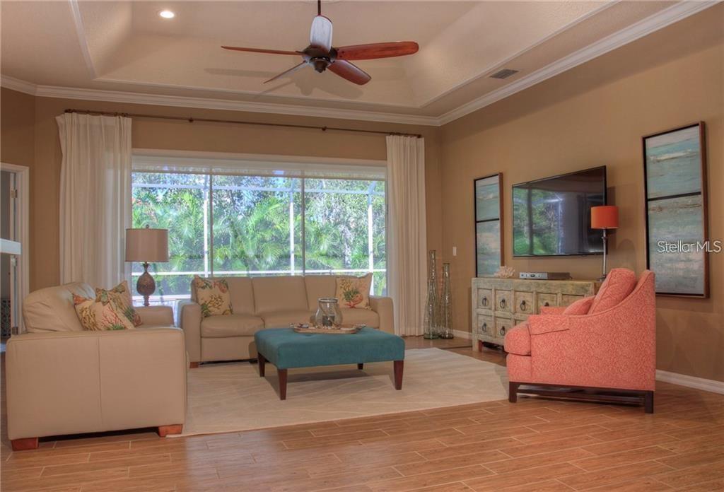 HAMPTONS - Residential Lease