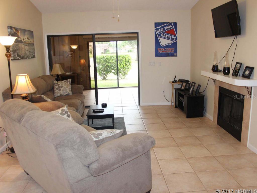 Woodside At Spruce Creek Condo Ph 01 - Residential Lease