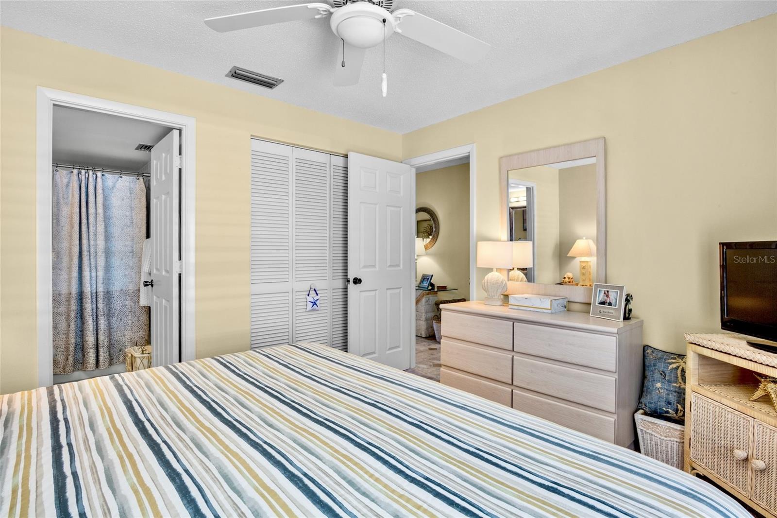 LONGWATER CHASE - Residential