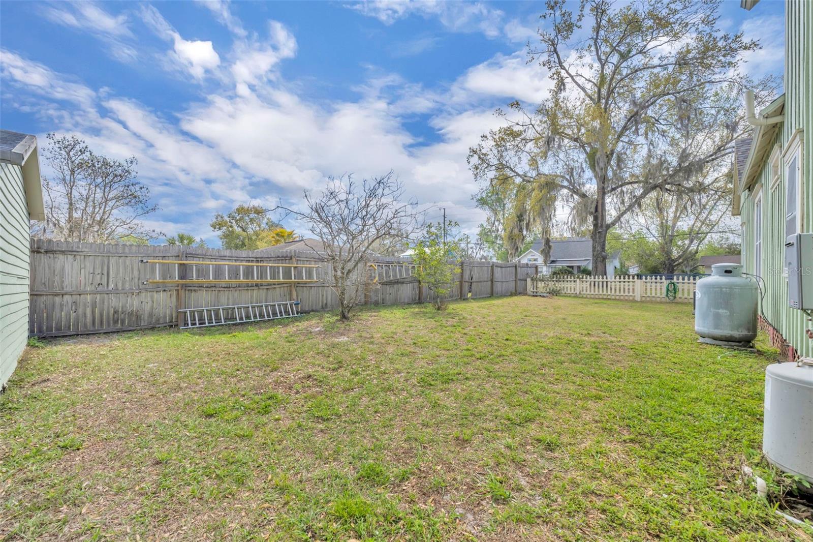 COLEMAN TOWN - Residential