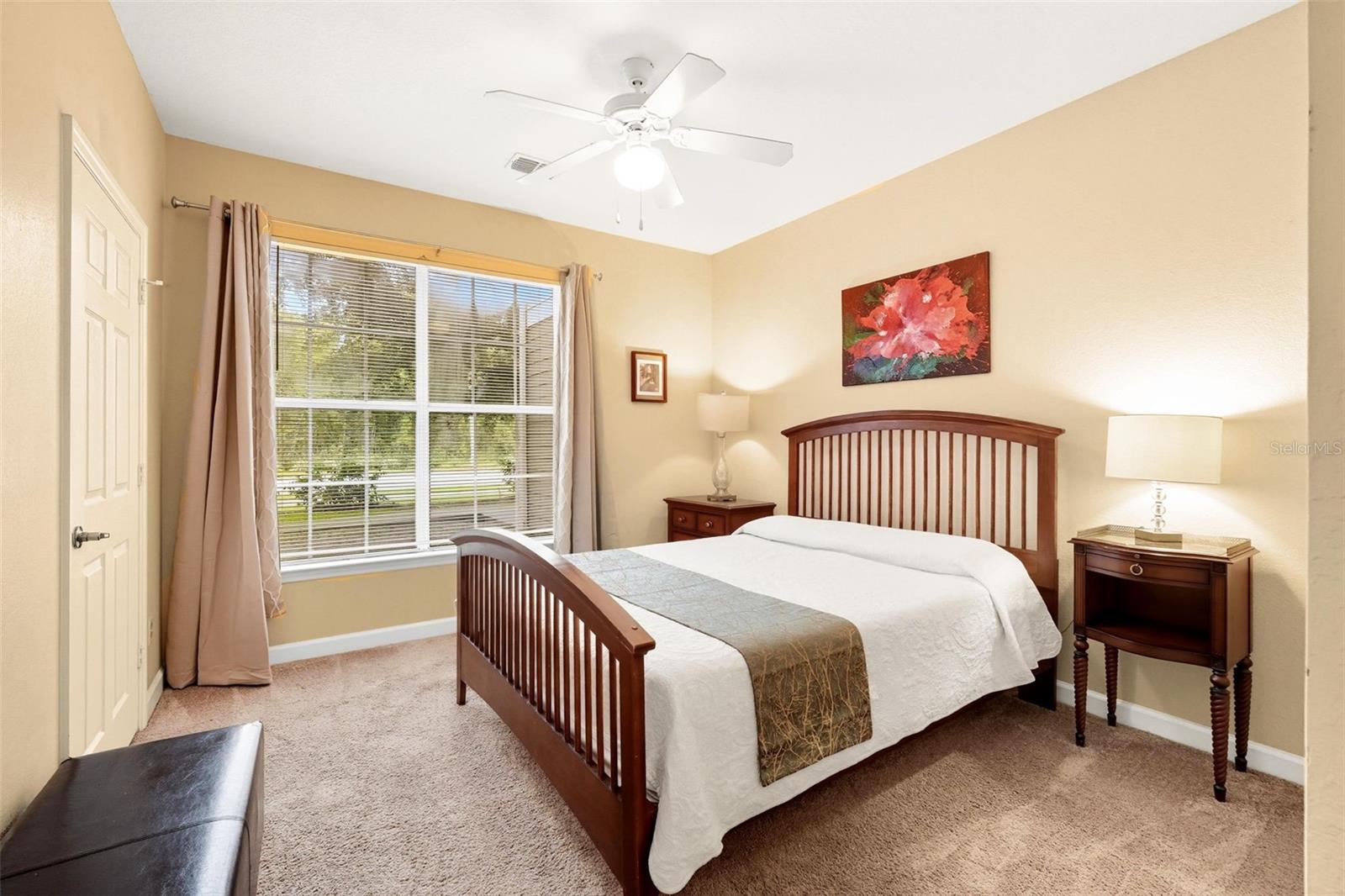 VILLAS AT SECRET LAKE CONDO - Residential