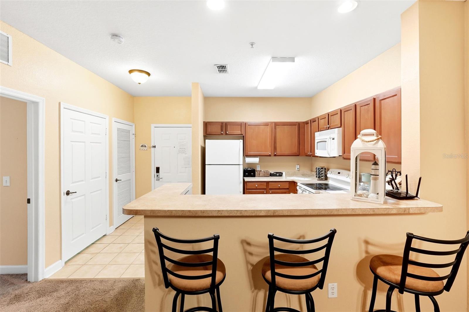 VILLAS AT SECRET LAKE CONDO - Residential