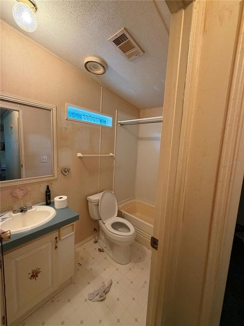 Tiny photo for 2011 Pinewood Lane, Mount Dora, FL 32757 (MLS # O6409316)