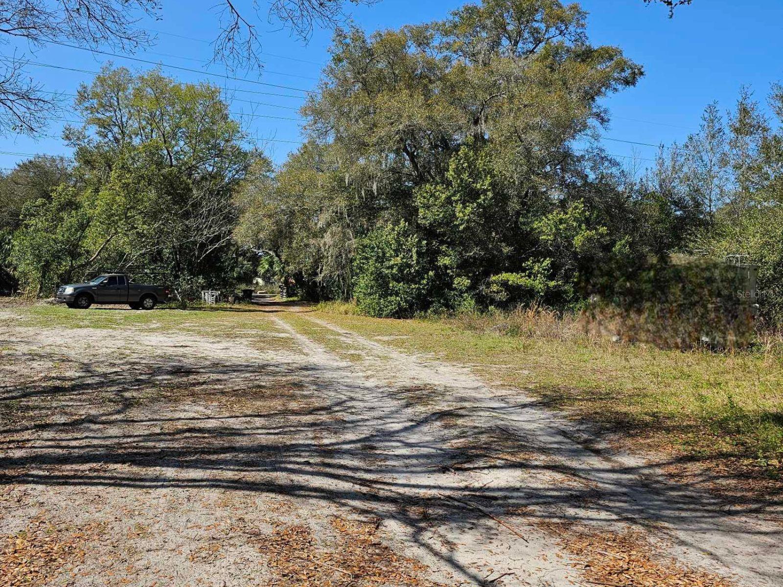 HILLTOP SORRENTO - Land