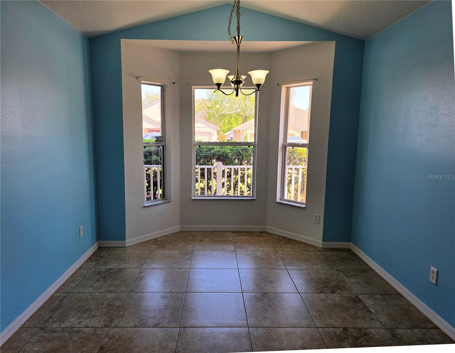 LEXINGTON VILLAGE - Residential Lease