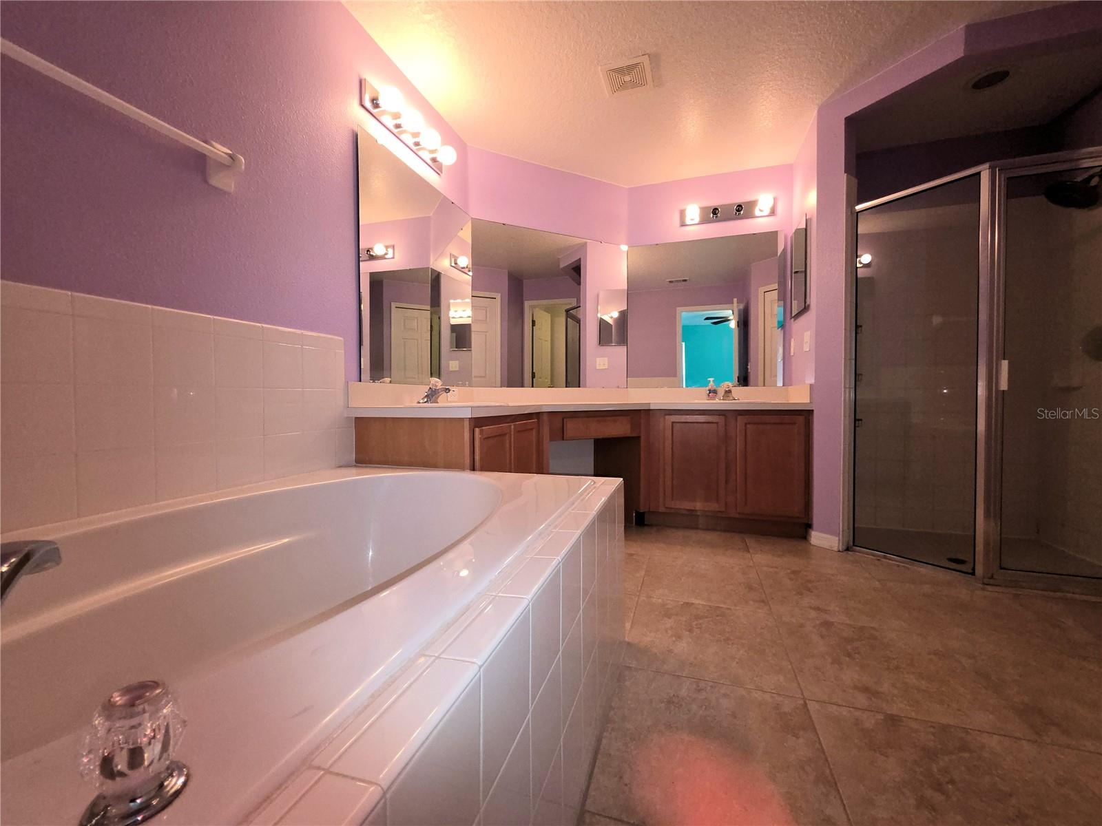 LEXINGTON VILLAGE - Residential Lease