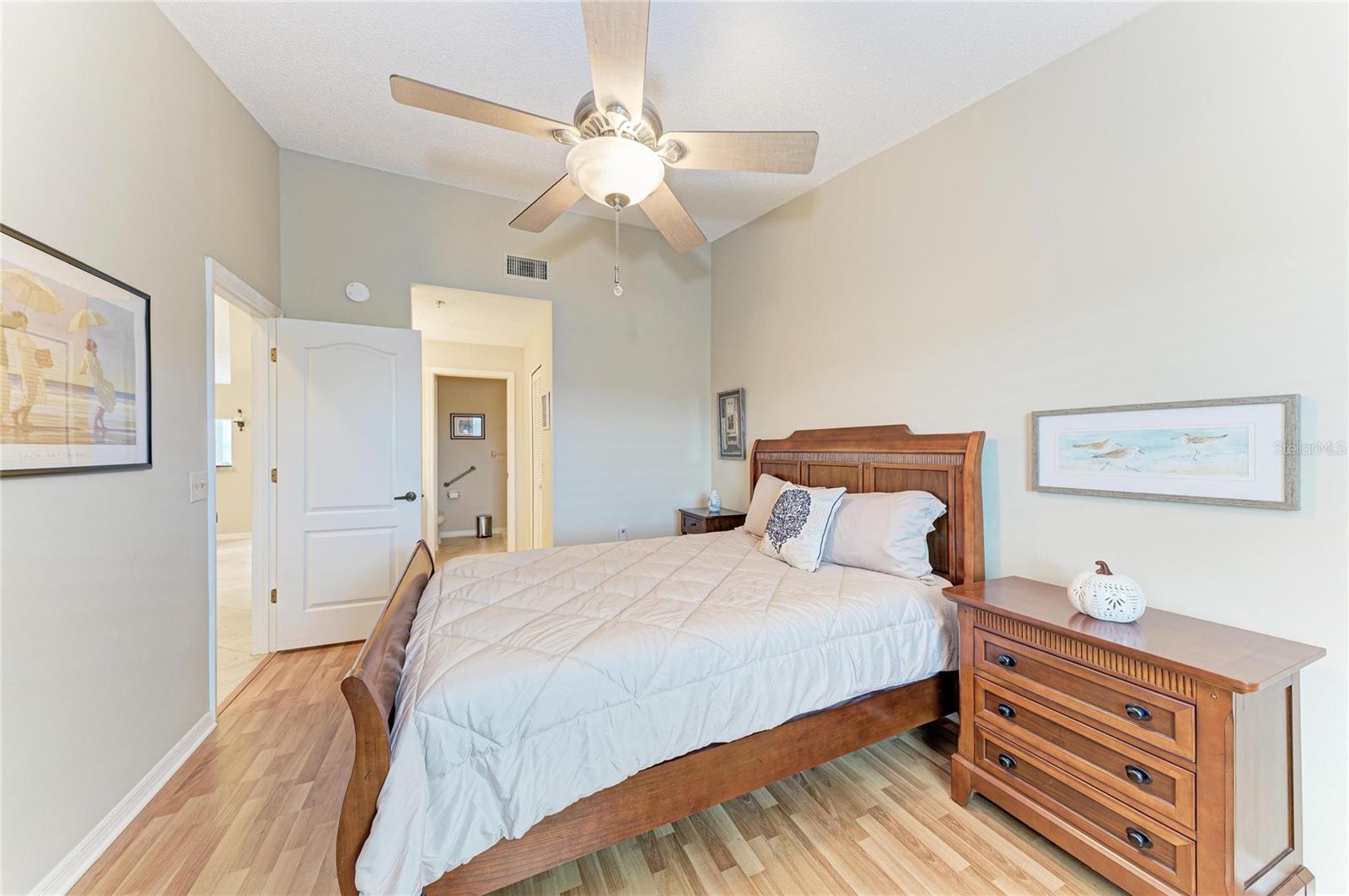 COUNTRY VILLAGE CONDO - Residential