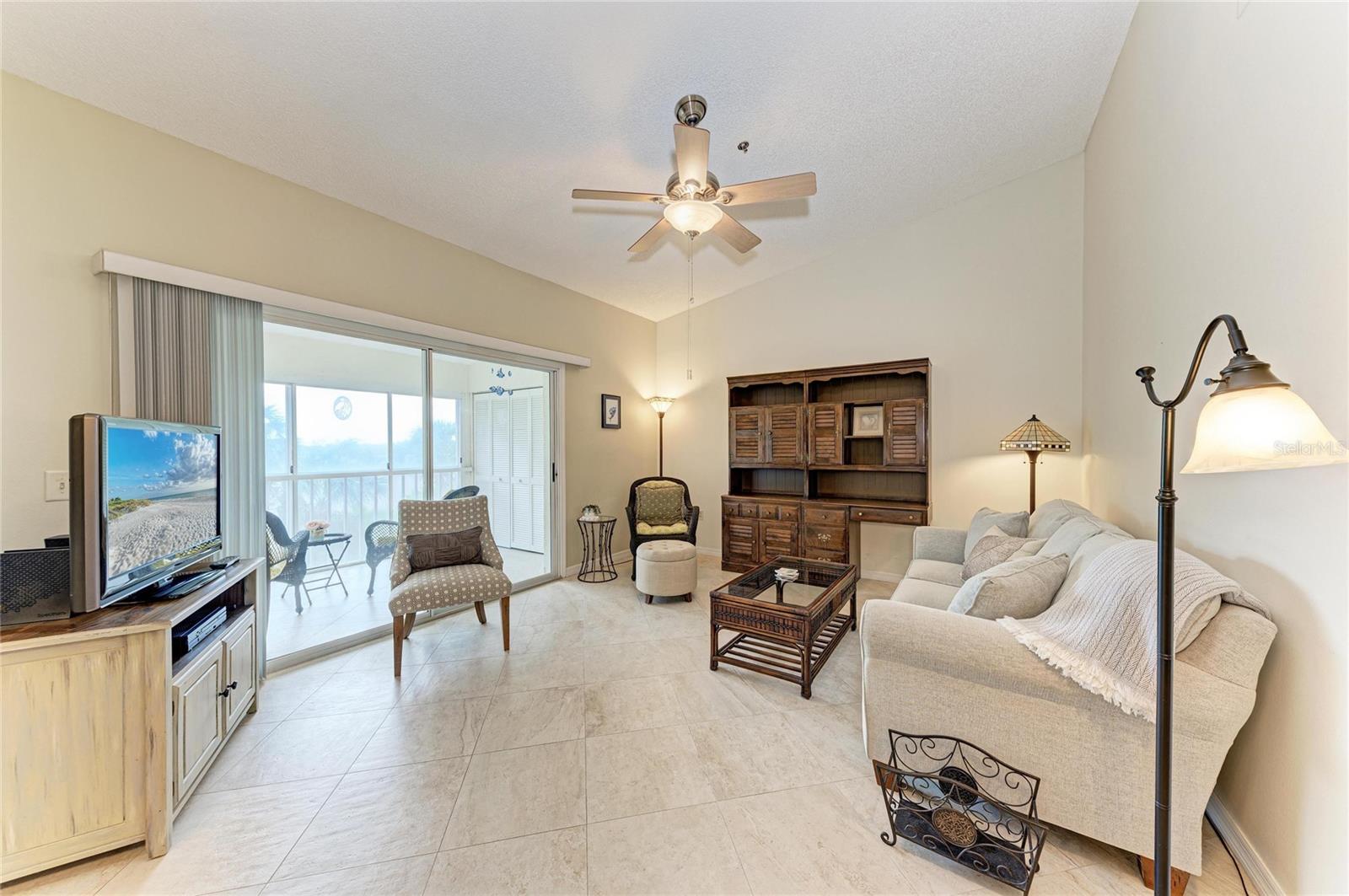 COUNTRY VILLAGE CONDO - Residential