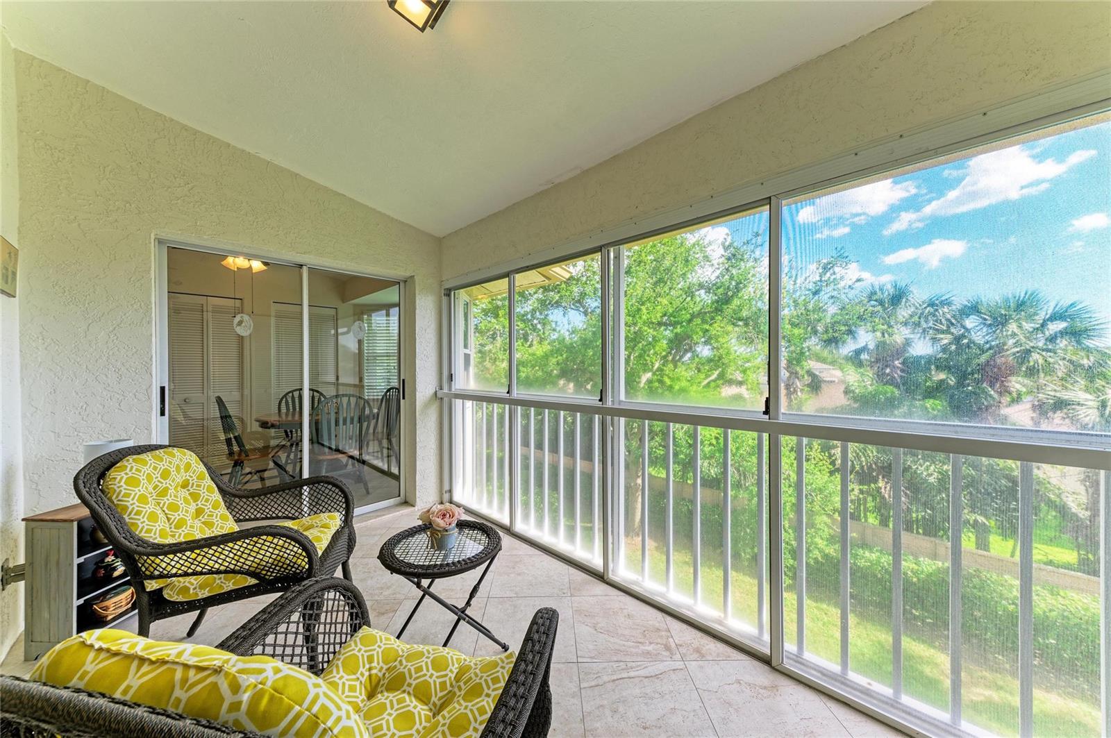 COUNTRY VILLAGE CONDO - Residential