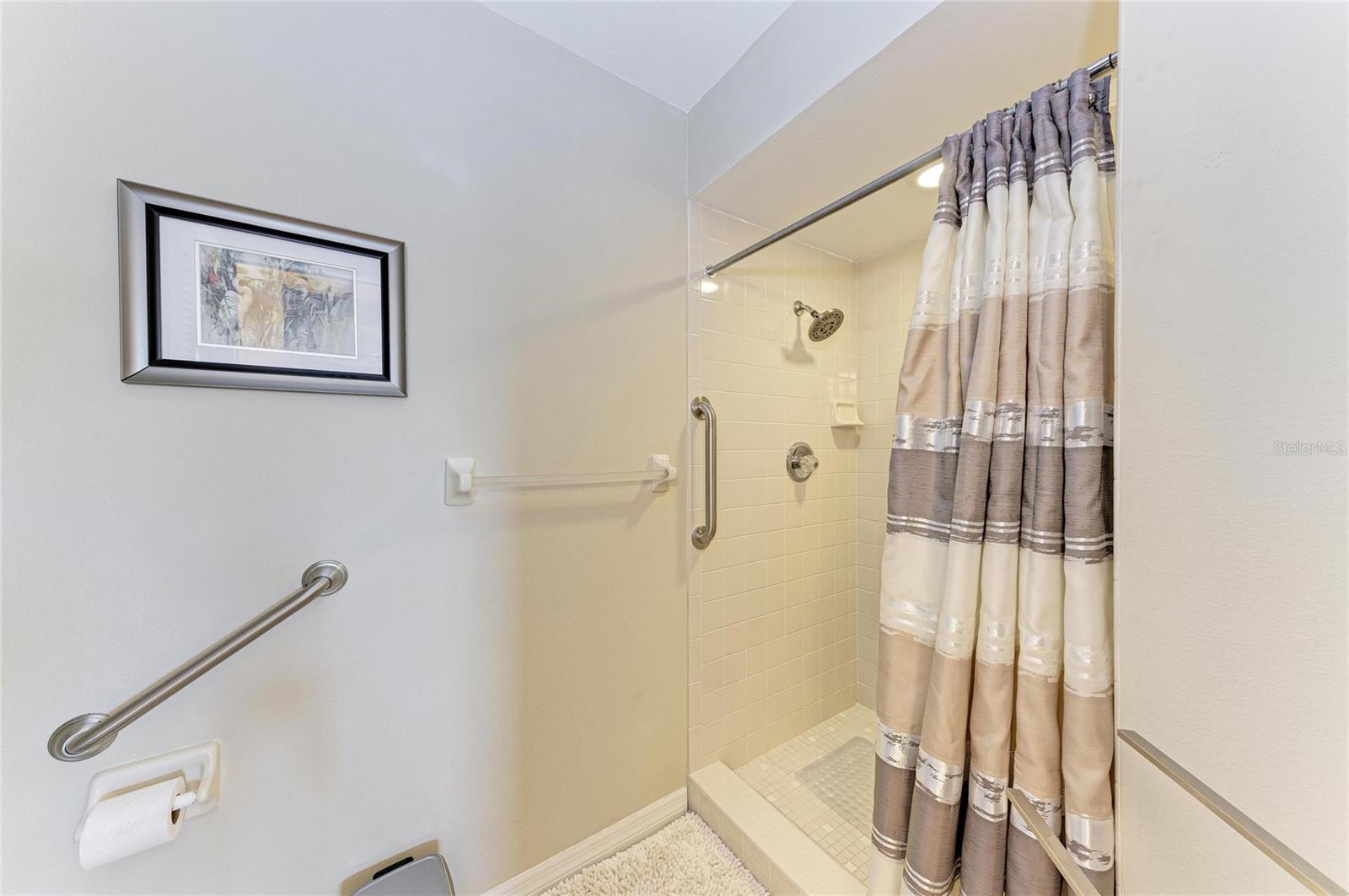 COUNTRY VILLAGE CONDO - Residential