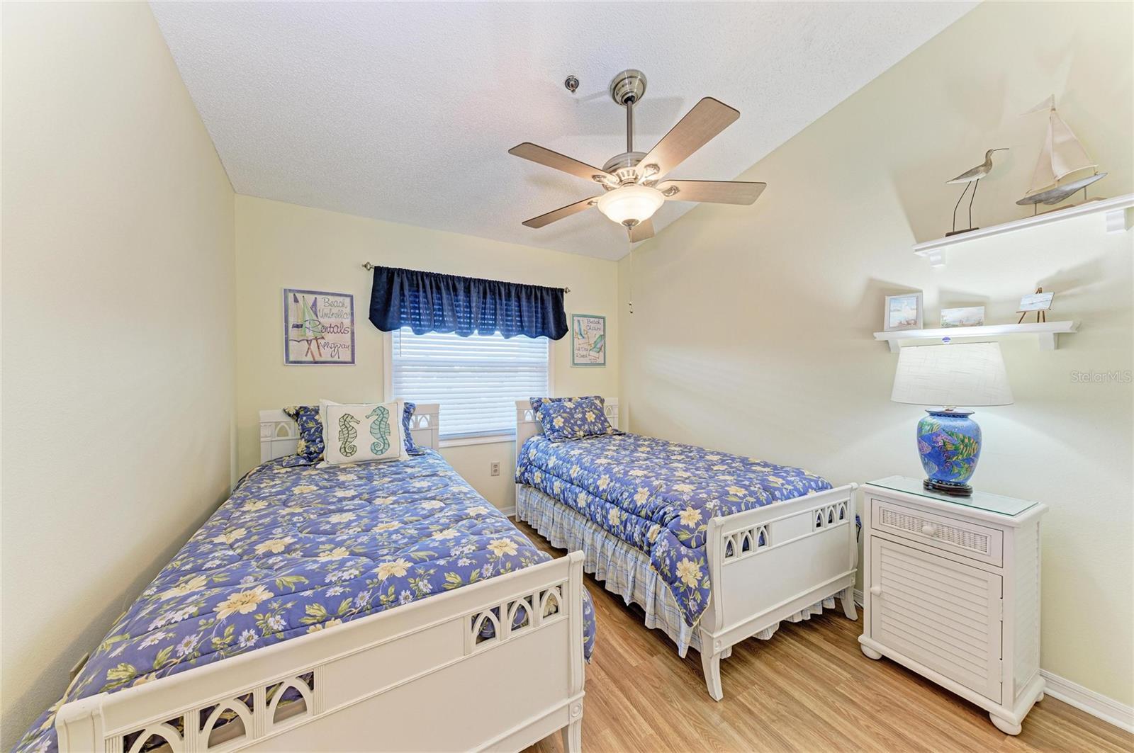 COUNTRY VILLAGE CONDO - Residential