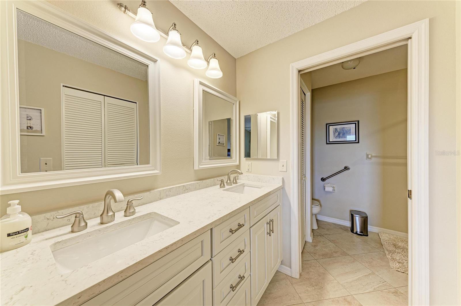 COUNTRY VILLAGE CONDO - Residential