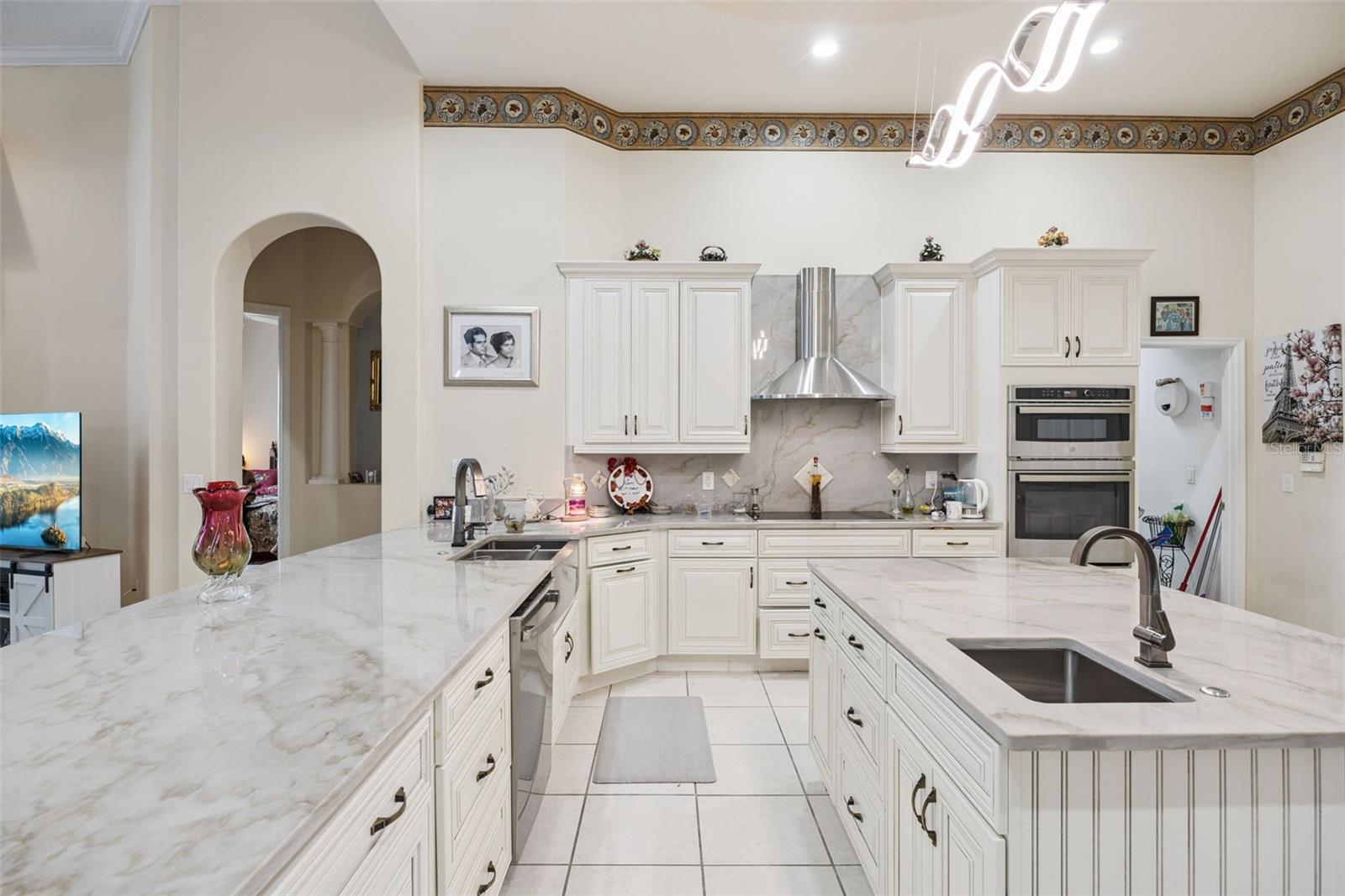 ESTATES AT PHILLIPS LANDING - Residential