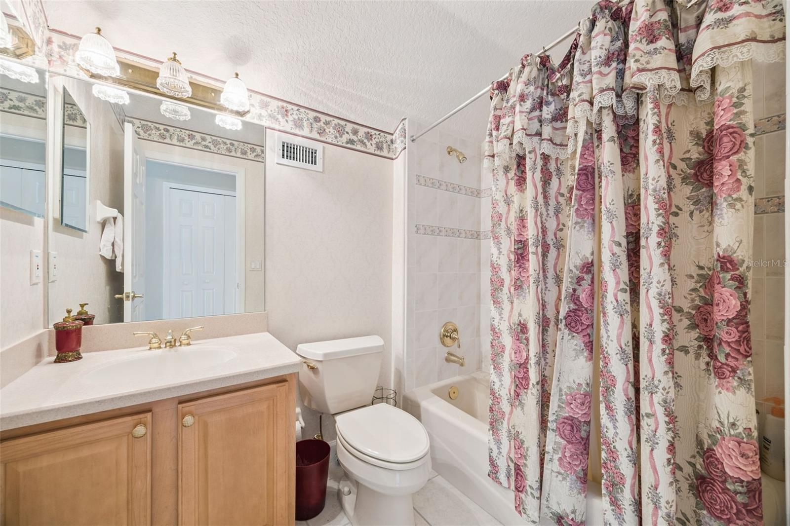 ESTATES AT PHILLIPS LANDING - Residential