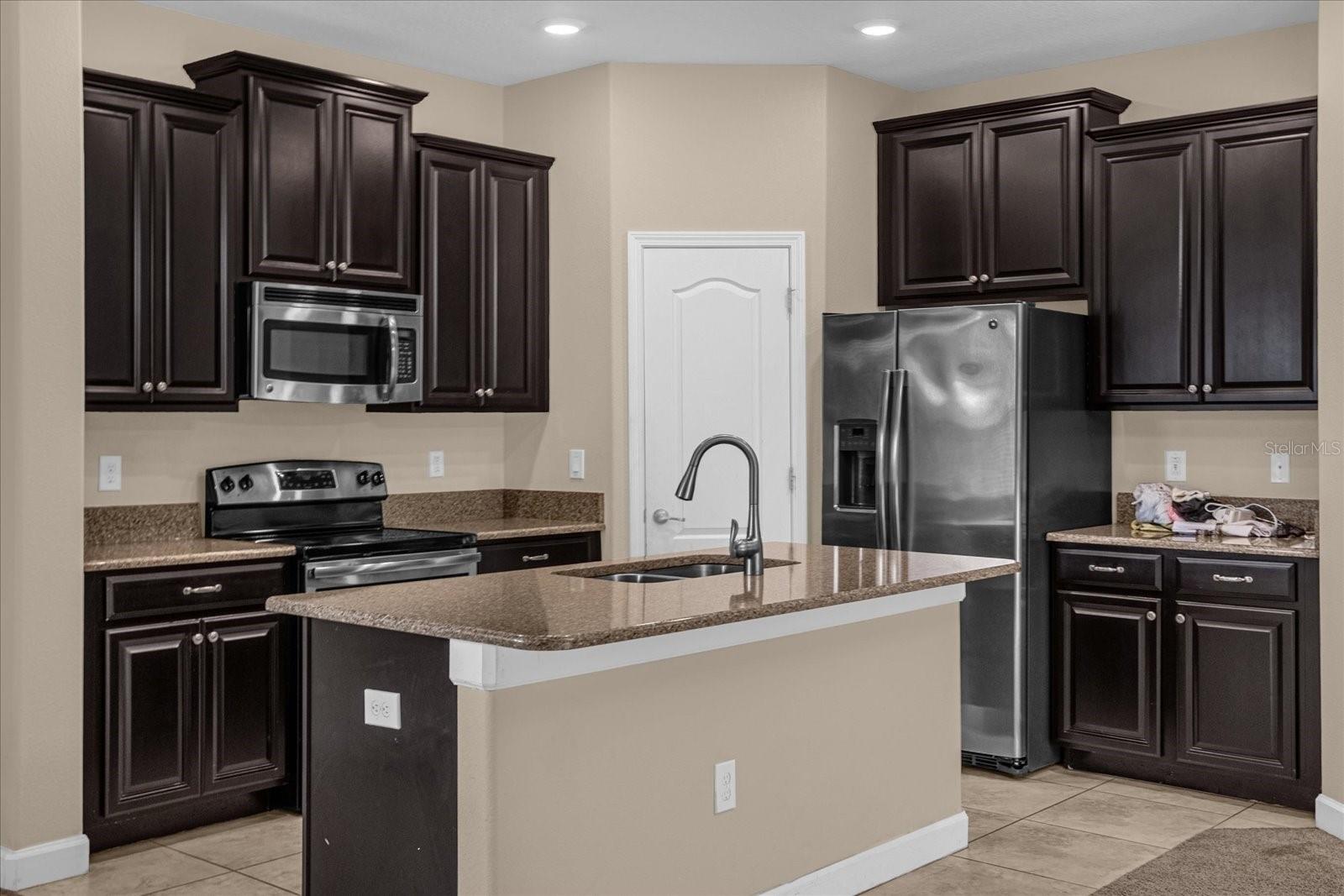 WINDERMERE SOUND - Residential Lease