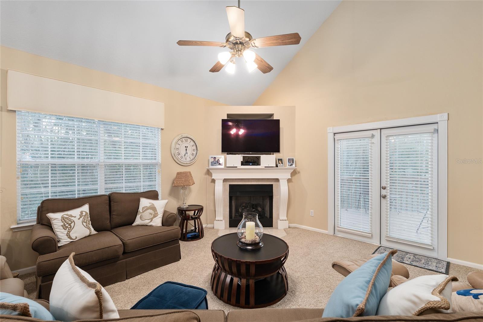 PARKWEST 800 - Residential