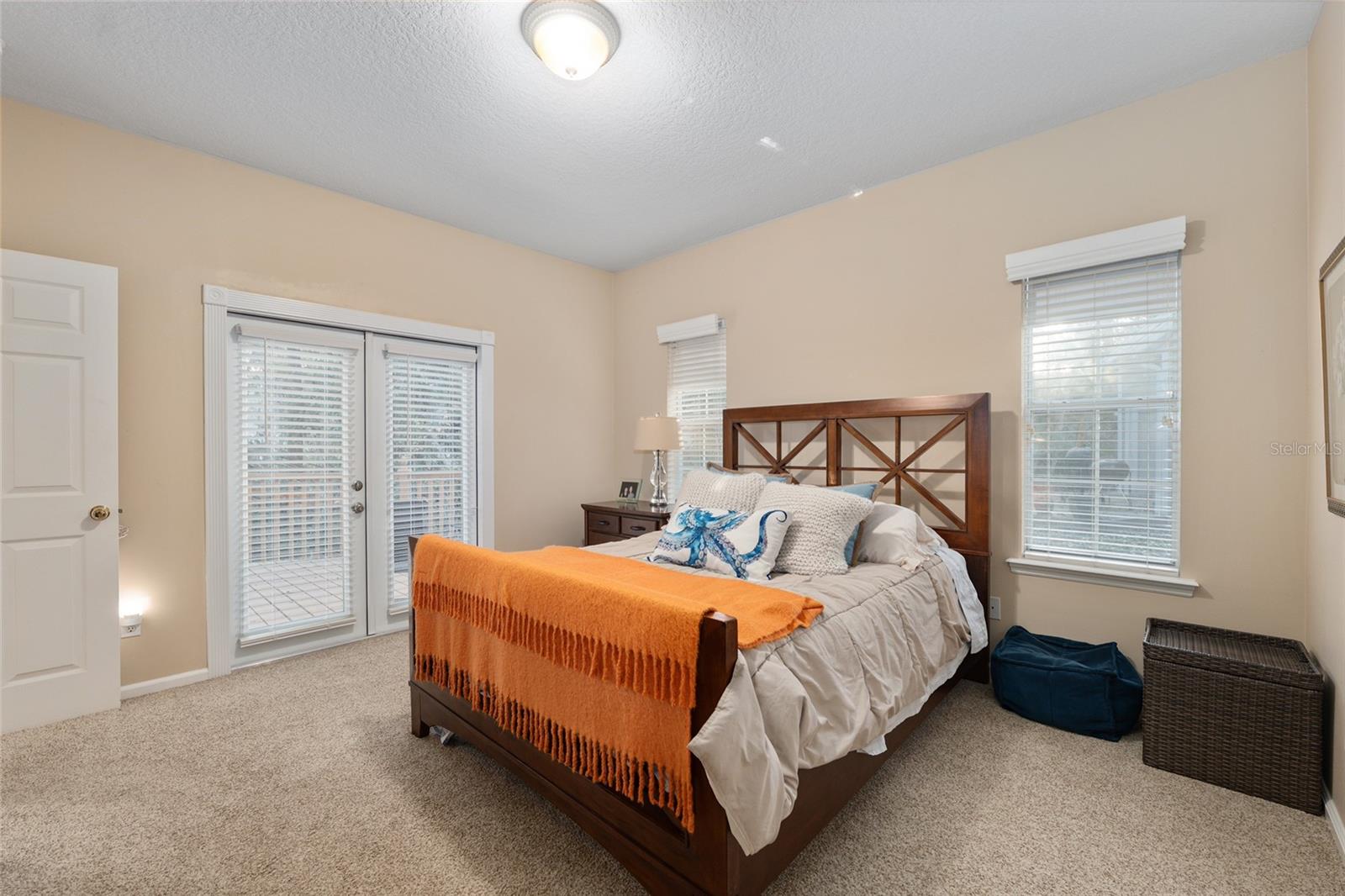 PARKWEST 800 - Residential