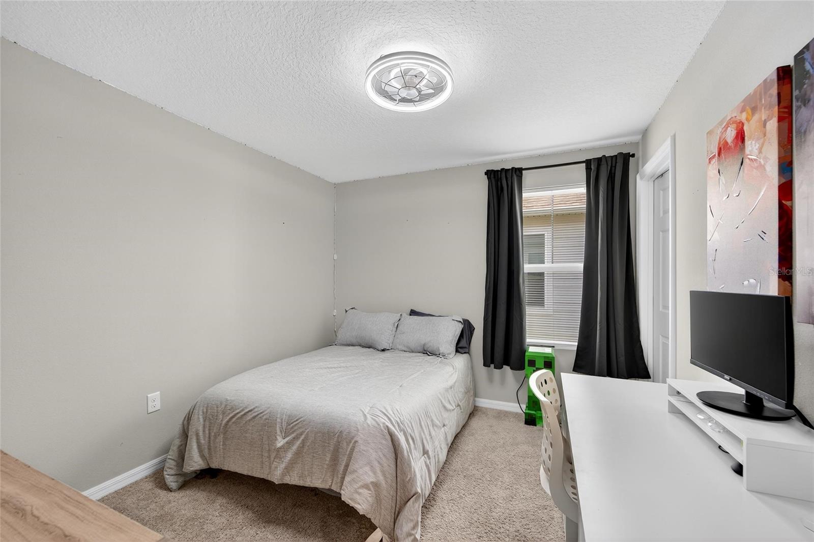 B & D HAWKSTONE PH 1 - Residential
