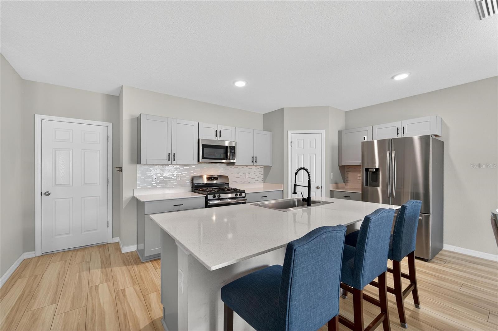 B & D HAWKSTONE PH 1 - Residential