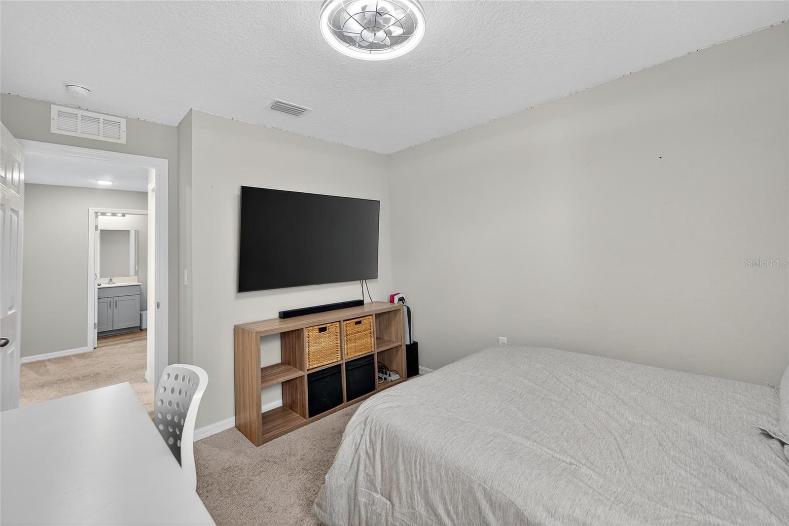 B & D HAWKSTONE PH 1 - Residential