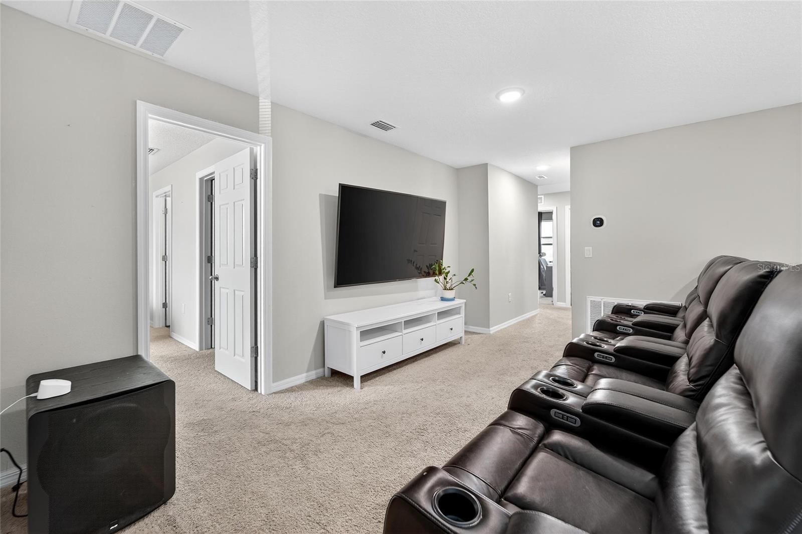B & D HAWKSTONE PH 1 - Residential