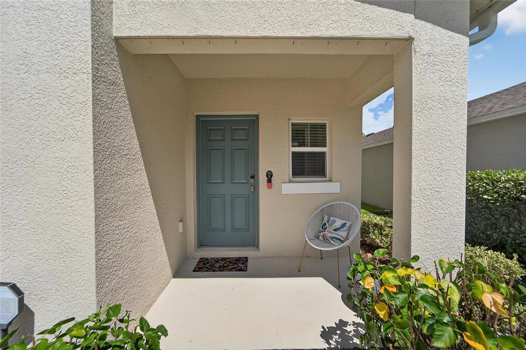 Photo of 14636 Brumby Ridge Avenue, Lithia, FL 33547 (MLS # TB8427332)