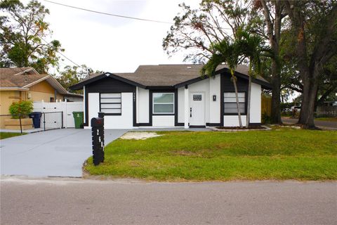 A home in TAMPA