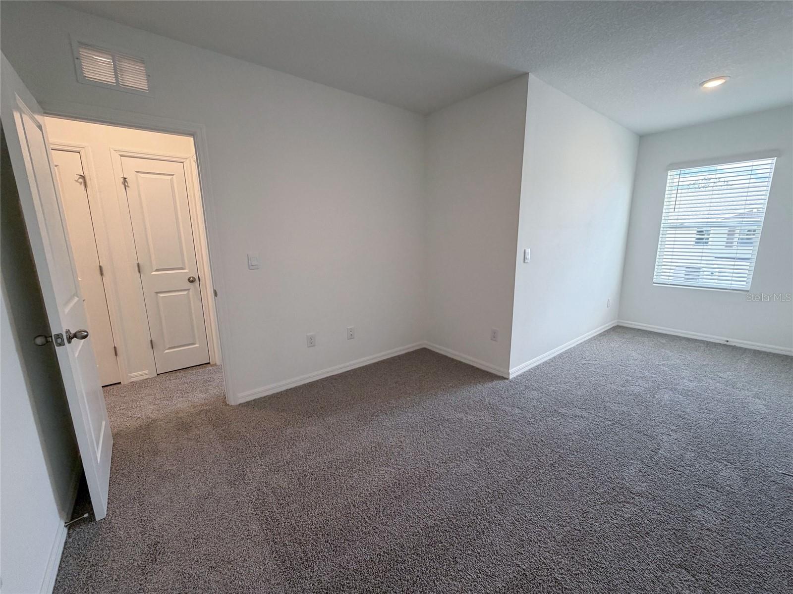 ANGELINE PH 3B-2 - Residential Lease